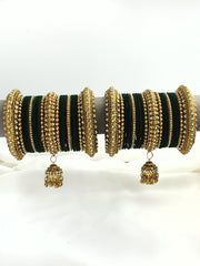Mahika Bangle Set / Stack- Green
 