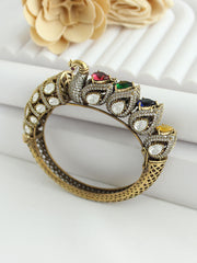 Mirasa Peacock Bangle