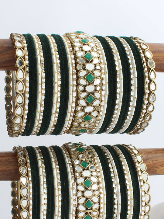 Sharvika Bangle Set / Stack-Green