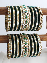 Sharvika Bangle Set / Stack-Green
