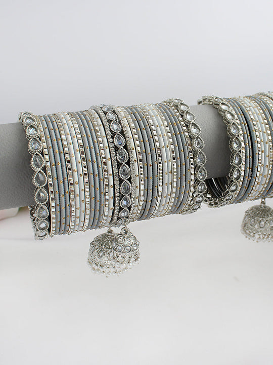 Ahanvi Bangle Set / Stack