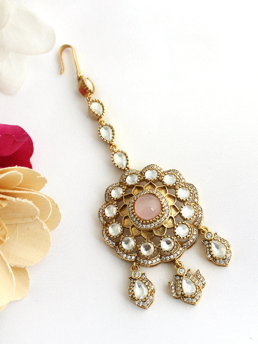 Neeti Maang Tikka-Pastel Pink