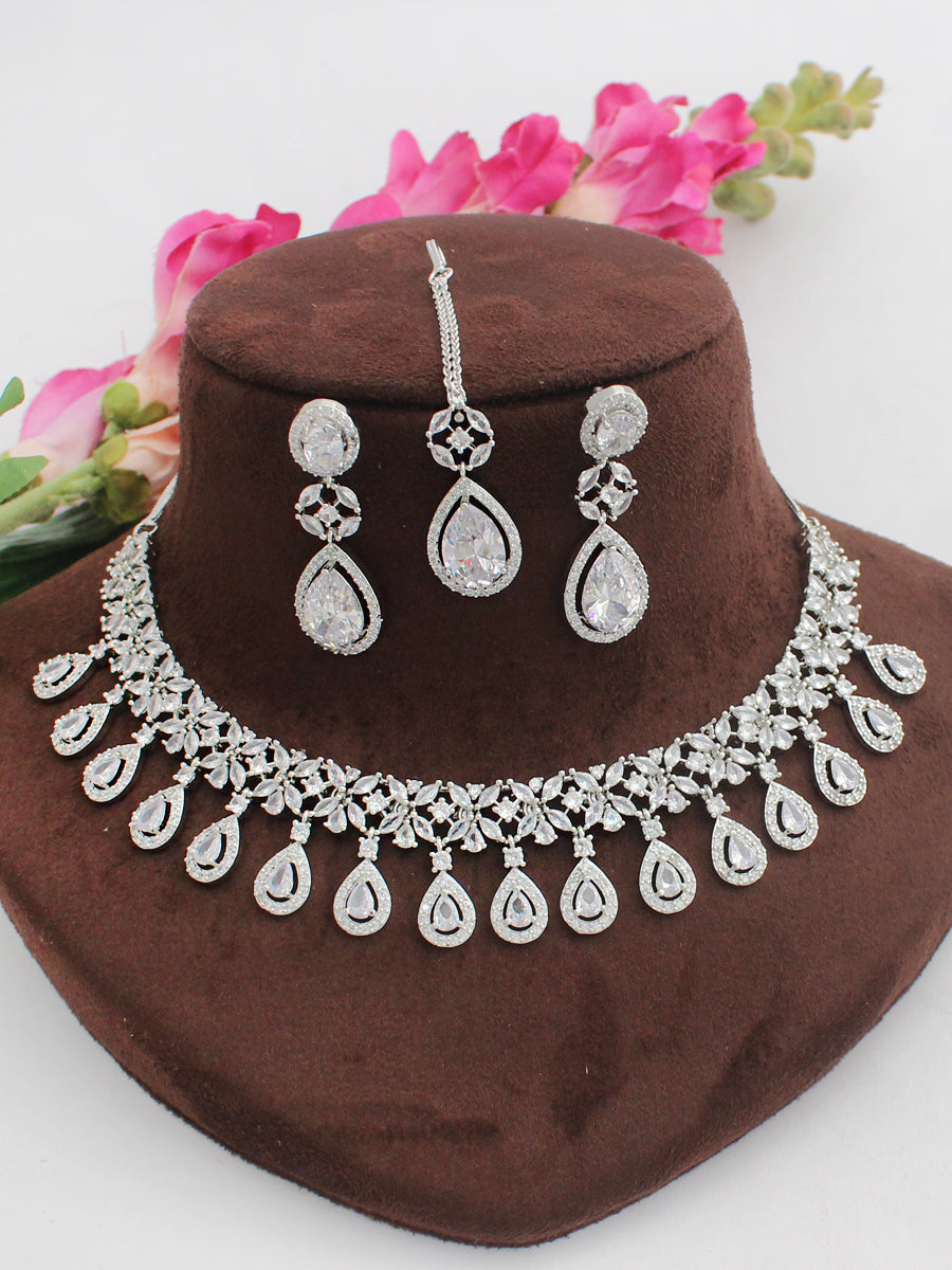 Tanisha Necklace Set