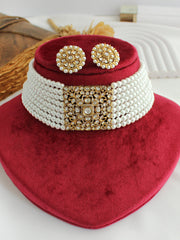 Manvika Choker Necklace Set
