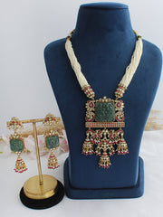 Kritisha Necklace Set