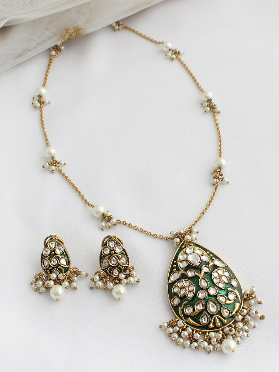 Nirvika Pendant Chain Necklace Set-Green