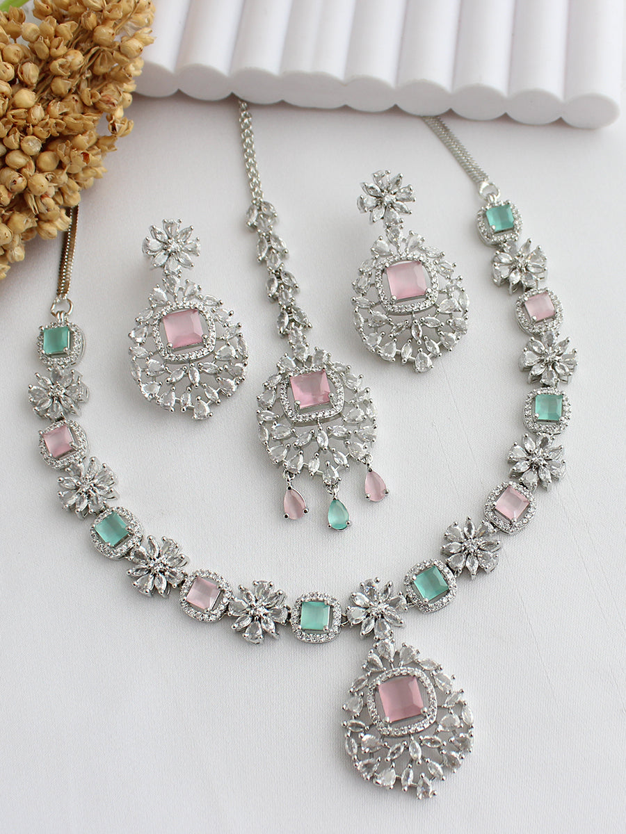 Aania Necklace Set